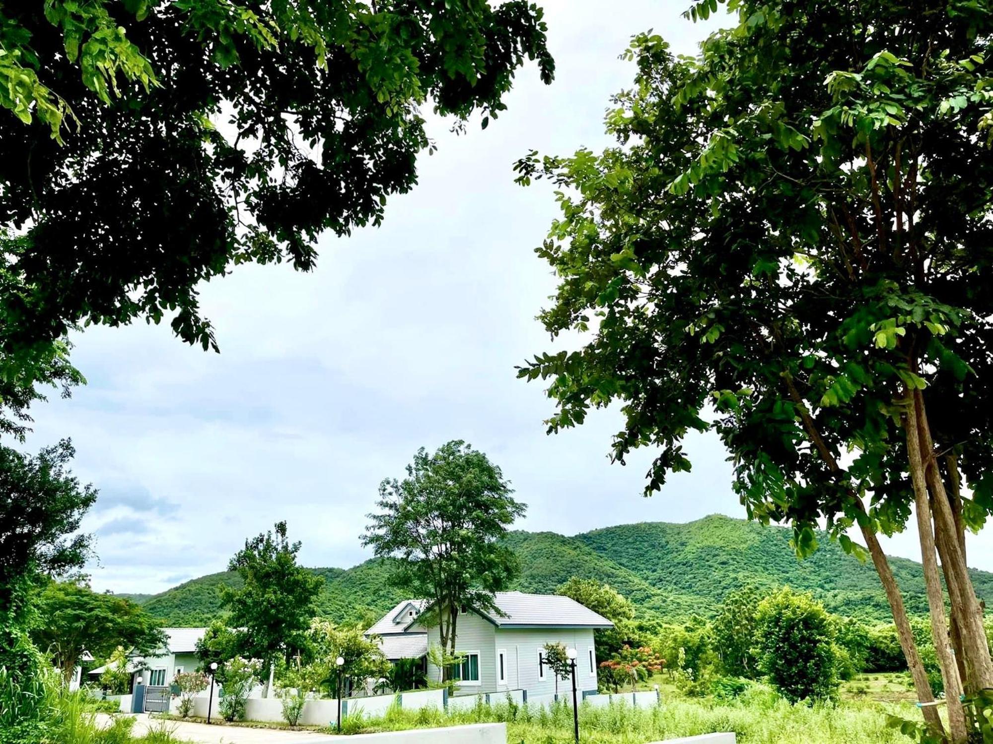 บ้านกลางหุบเขา แก่งกระจาน Екстер'єр фото